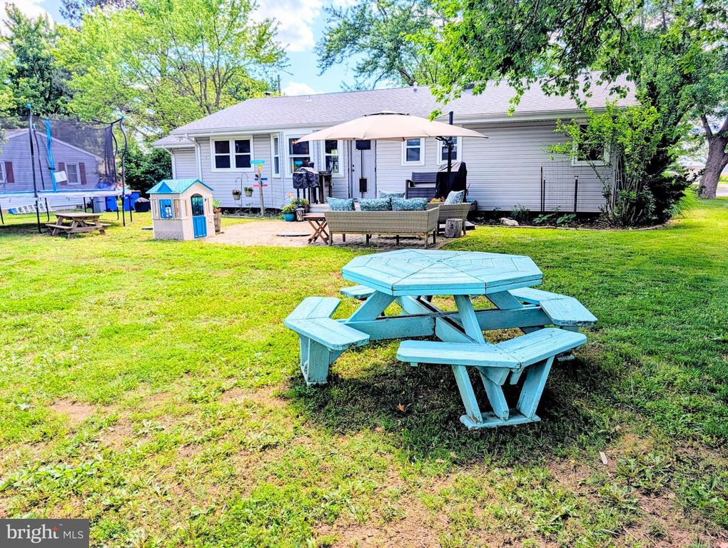Image 27 of property listing at 101 BIRCH ROAD, Stevensville, MD 21666