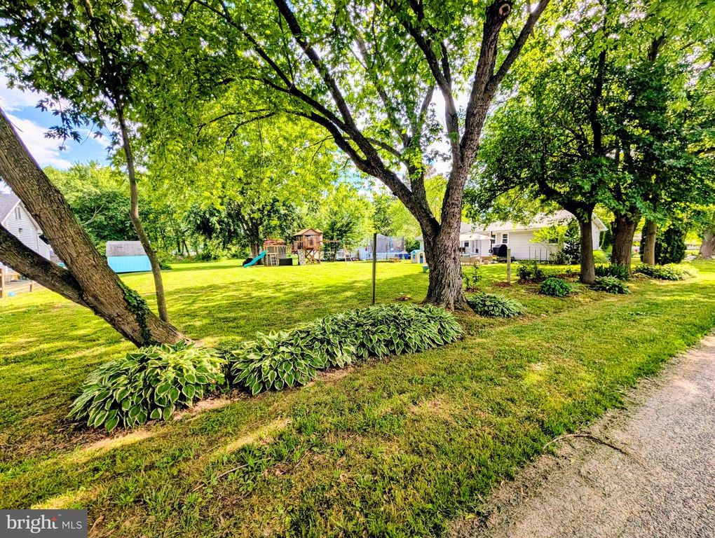 Image 32 of property listing at 101 BIRCH ROAD, Stevensville, MD 21666