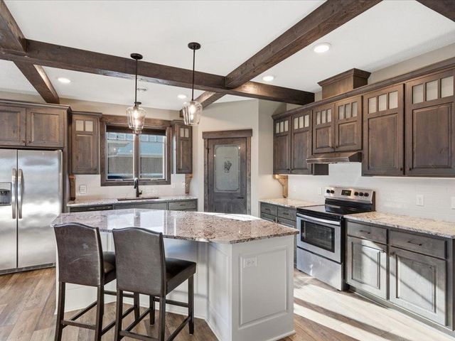 1219 Harbor Place, East Gull Lake, MN 56401