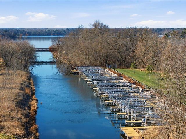 1219 Harbor Place, East Gull Lake, MN 56401