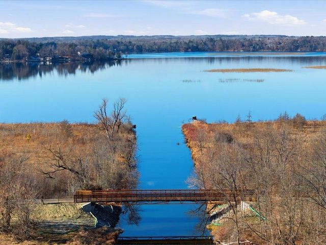 1219 Harbor Place, East Gull Lake, MN 56401