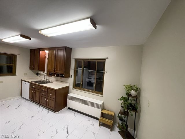 10101 Biddulph Road, Brooklyn, OH 44144