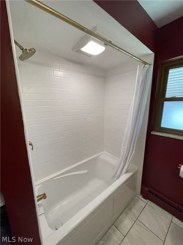 10101 Biddulph Road, Brooklyn, OH 44144