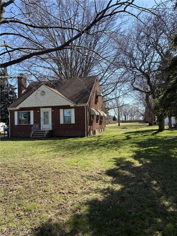 10101 Biddulph Road, Brooklyn, OH 44144