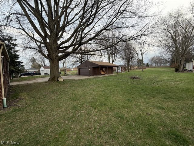 10101 Biddulph Road, Brooklyn, OH 44144