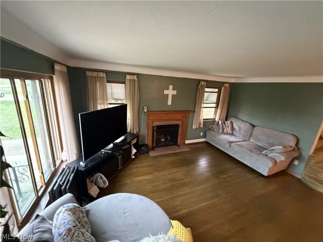 10101 Biddulph Road, Brooklyn, OH 44144