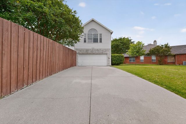 3608 Edmonton Court, Richardson, TX 75082