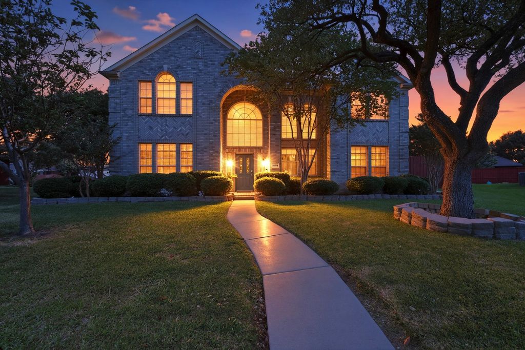 3608 Edmonton Court, Richardson, TX 75082
