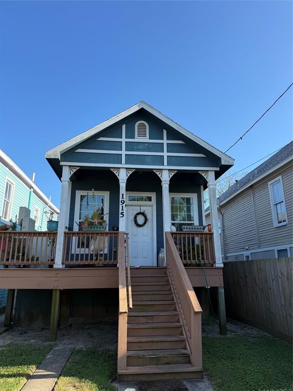 1915 Ursuline Street, Galveston, TX 77550