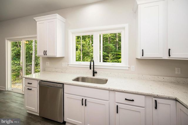 4 MACGREGOR RIDGE RD, Stafford, VA 22554