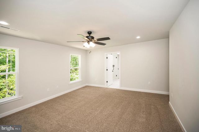 4 MACGREGOR RIDGE RD, Stafford, VA 22554
