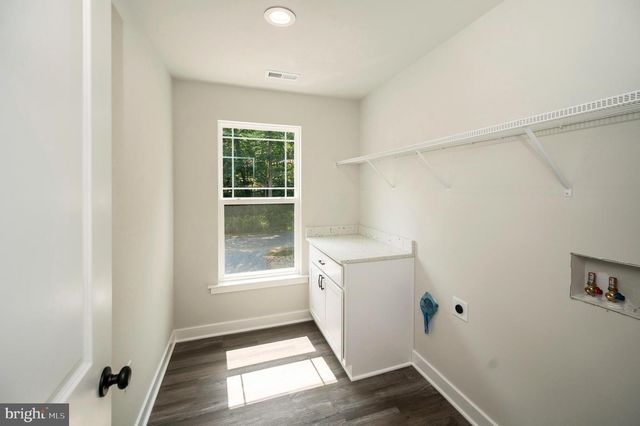 4 MACGREGOR RIDGE RD, Stafford, VA 22554