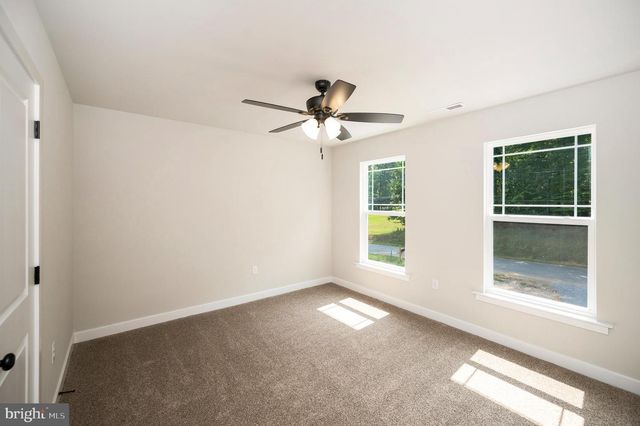 4 MACGREGOR RIDGE RD, Stafford, VA 22554