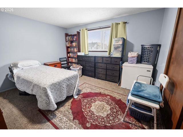 461 S DOWNING St, Seaside, OR 97138