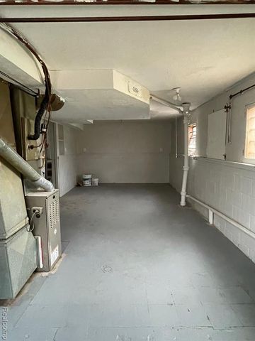 31406 Marquette Street, Garden City, MI 48135