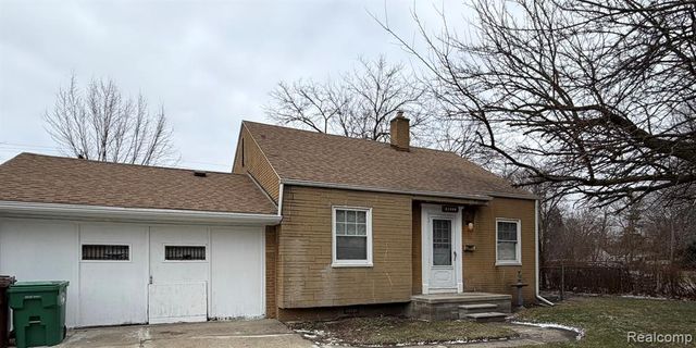 31406 Marquette Street, Garden City, MI 48135