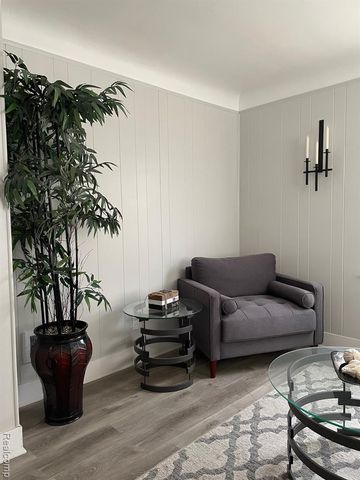 31406 Marquette Street, Garden City, MI 48135