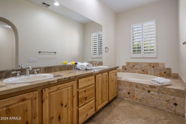 32051 N 73RD Place, Scottsdale, AZ 85266