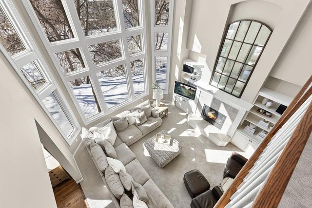 18643 Magenta Bay, Eden Prairie, MN 55347