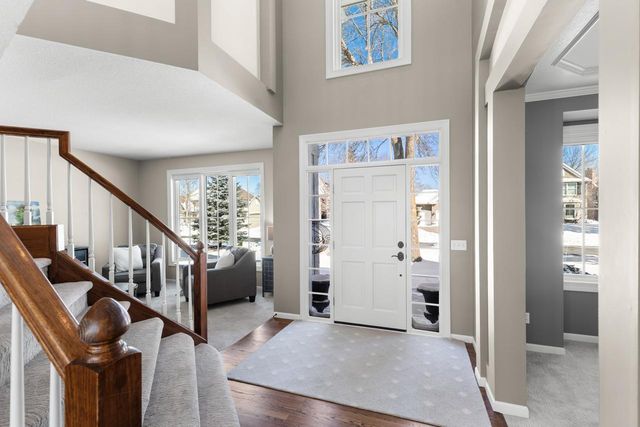 18643 Magenta Bay, Eden Prairie, MN 55347