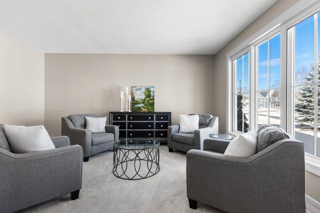 18643 Magenta Bay, Eden Prairie, MN 55347