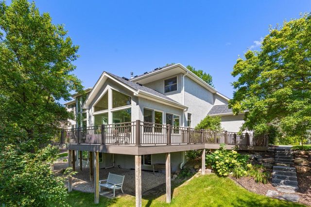 18643 Magenta Bay, Eden Prairie, MN 55347