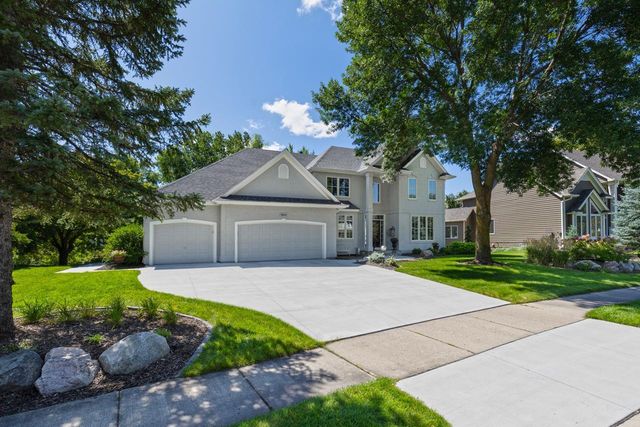 18643 Magenta Bay, Eden Prairie, MN 55347
