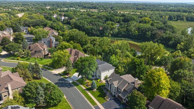 18643 Magenta Bay, Eden Prairie, MN 55347