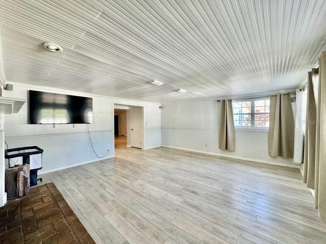 2703 WESTHIGH AVENUE, Tampa, FL 33614