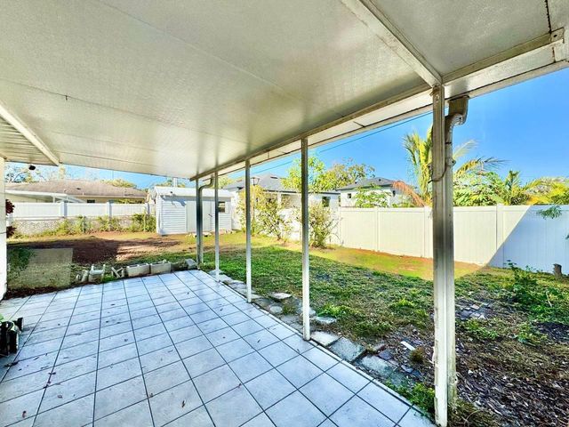 2703 WESTHIGH AVENUE, Tampa, FL 33614