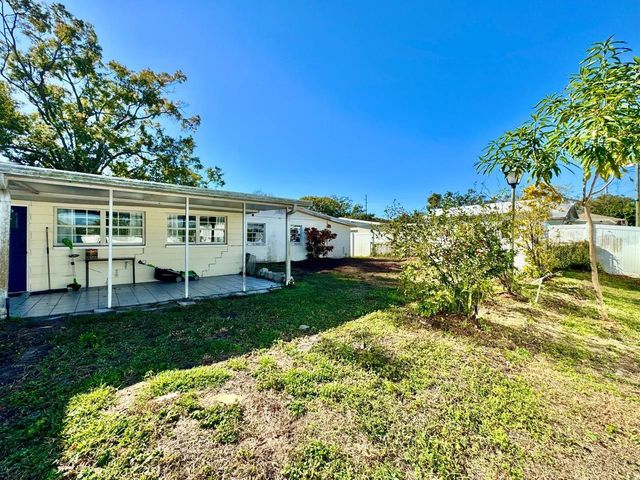 2703 WESTHIGH AVENUE, Tampa, FL 33614