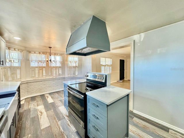 2703 WESTHIGH AVENUE, Tampa, FL 33614