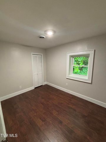 205 Mission Drive, Bristol, TN 37620