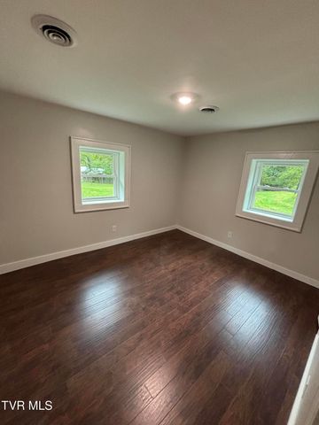 205 Mission Drive, Bristol, TN 37620