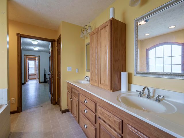 260 Trenol Heights, Milton, WV 25541