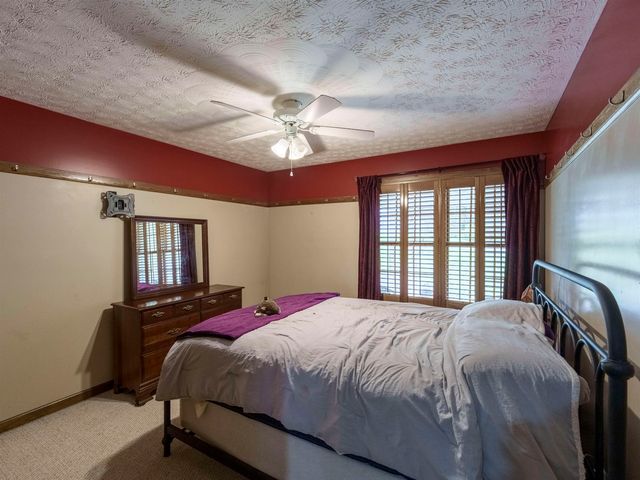 260 Trenol Heights, Milton, WV 25541