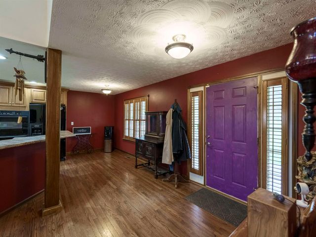 260 Trenol Heights, Milton, WV 25541