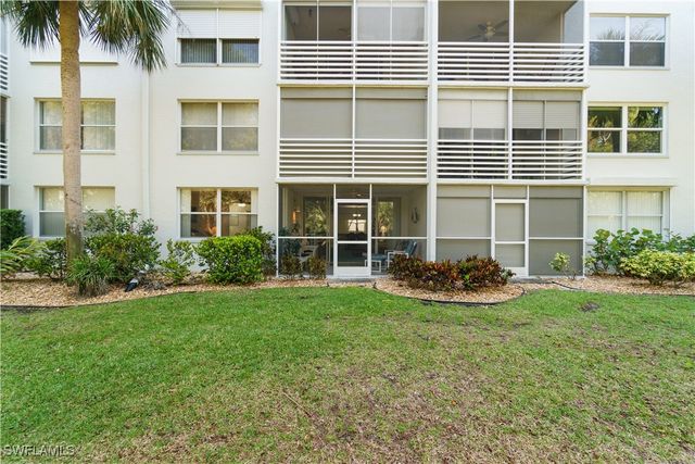 290 Naples Cove DR 2103, Naples, FL 34110