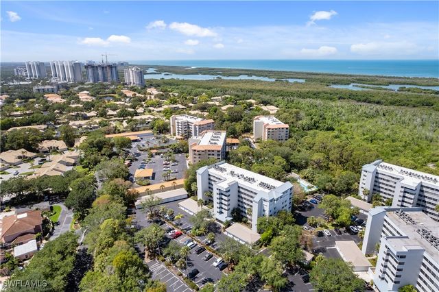 290 Naples Cove DR 2103, Naples, FL 34110