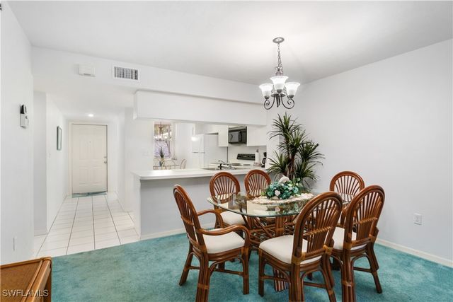 290 Naples Cove DR 2103, Naples, FL 34110