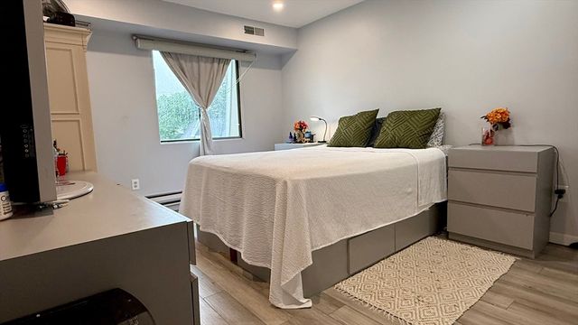 15 Oak Neck Rd 16, Barnstable, MA 02601