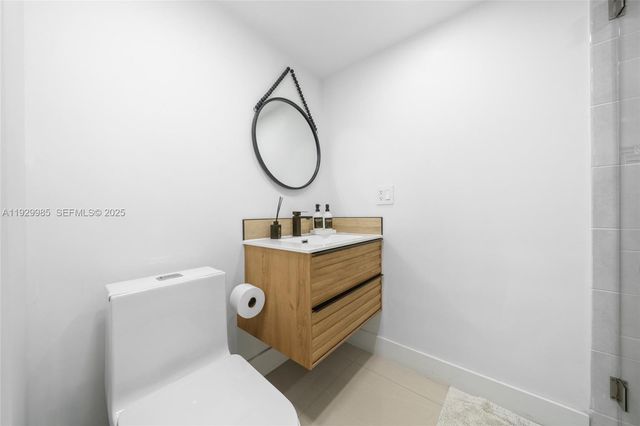 12728 SW 64th Ter, Miami, FL 33183