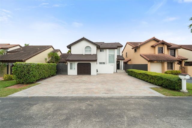 12728 SW 64th Ter, Miami, FL 33183