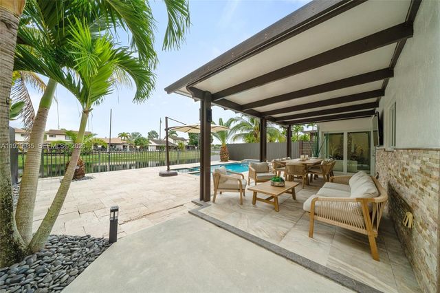 12728 SW 64th Ter, Miami, FL 33183