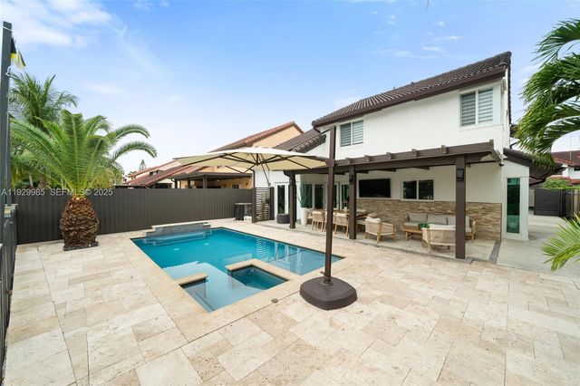 12728 SW 64th Ter, Miami, FL 33183