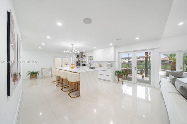 12728 SW 64th Ter, Miami, FL 33183