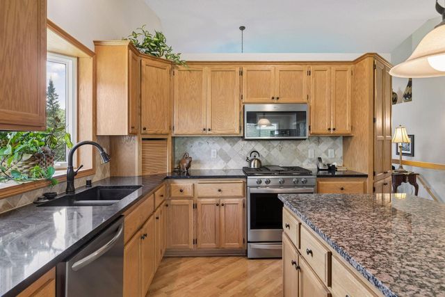 13323 Glenhaven Court, Apple Valley, MN 55124