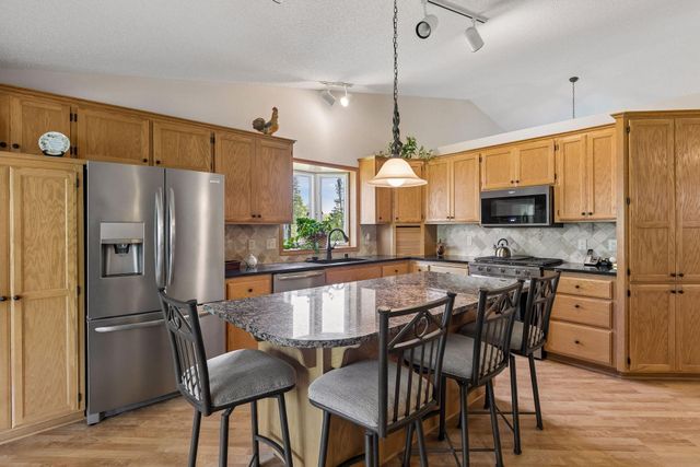 13323 Glenhaven Court, Apple Valley, MN 55124