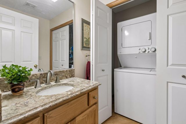 13323 Glenhaven Court, Apple Valley, MN 55124