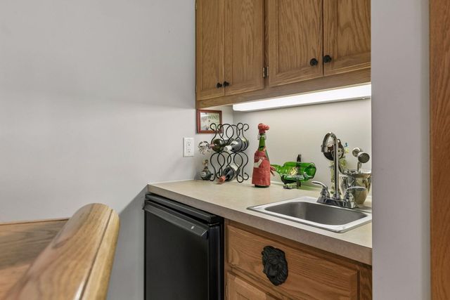 13323 Glenhaven Court, Apple Valley, MN 55124